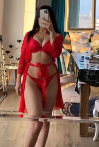 Taksim Escort Ahu İle Geçireceğiniz Sıcak Ve Samimi Saatler